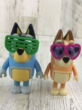 Bluey Bandit Chilli Figures Parents Mom Dad Sunglasses Date Night Escape NEW